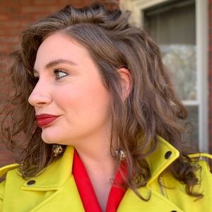 Meet your Posher, Brenna